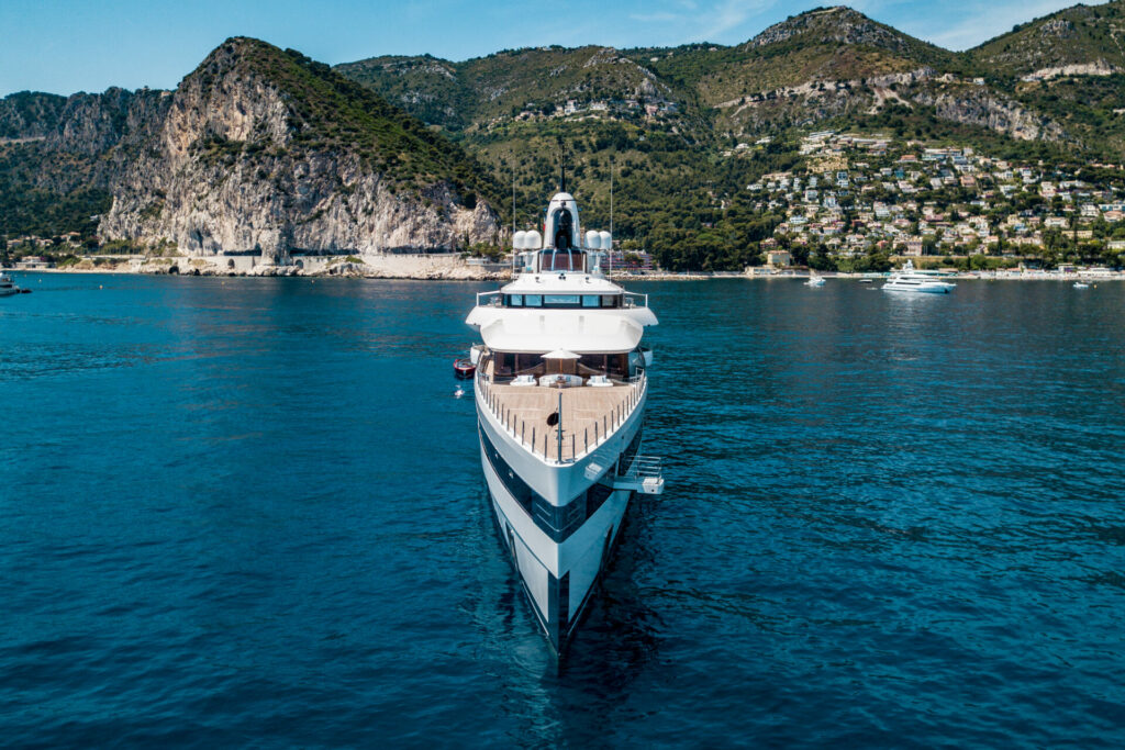 yacht survey report